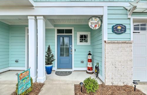Morehead City House | Beaufort Townhome with Game Room 8 Mi to Beaches!