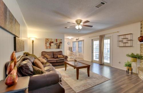 Beaumont House | Beaumont Rental Home about 2 Mi to Gulf Terrace Park!