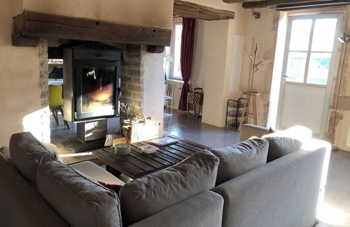Argilly Ski Chalet | Beaune Nuits: well-kept house, garden, wood stove, great peace and quiet