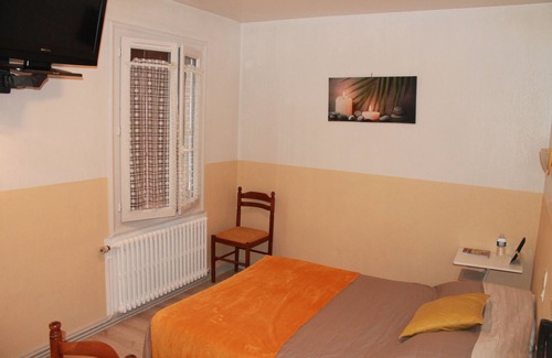 Chauvigny Hotel | Beausejour Hotel