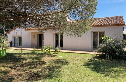 La Faute-sur-Mer House | Beautiful Family House, 4 rooms on Large Land in L'aiguillon la Presqu'île