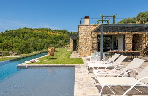 Passignano sul Trasimeno Villa | Beautiful private villa for 6 people with private pool, A/C, WIFI, terrace and panoramic view