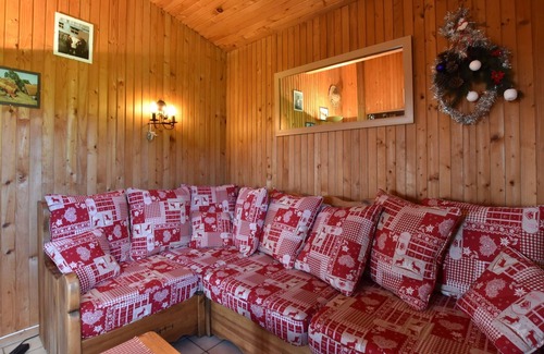 Saulxures-sur-Moselotte House | Beautiful Chalet Amidst Mountains in Saulxures-sur-Moselotte