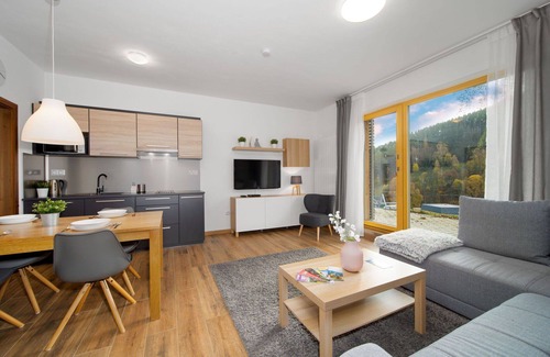 Velka Upa Apartment | Beautiful apartment for 4 guests with WIFI, TV, terrace, pets allowed and panoramic view