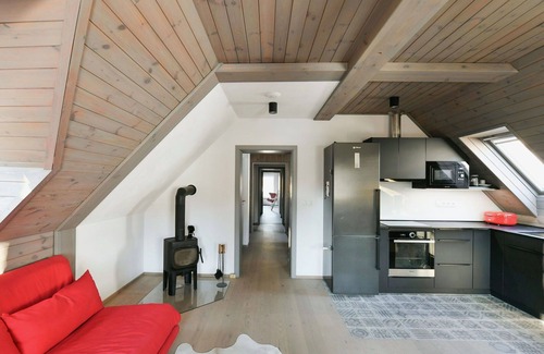 Horni Marsov Apartment | Beautiful apartment for 6 guests with WIFI, TV, patio, panoramic view and parking