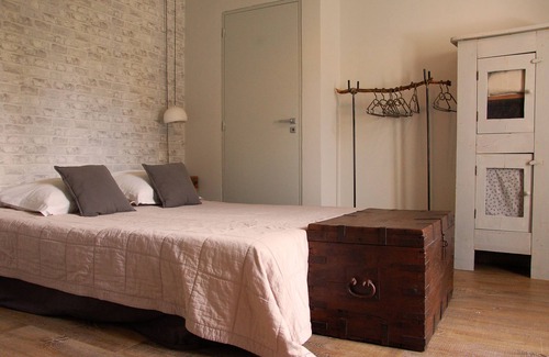 Saint-Laurent-des-Arbres Cottage | Beautiful stone house, in the medieval village of St Laurent des Arbres