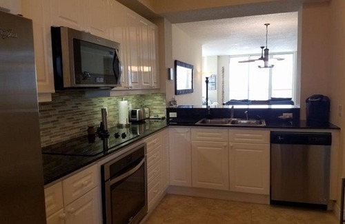 Navarre Beach Condo | Beautifiul 2 Bedroom Condo Waiting For You!