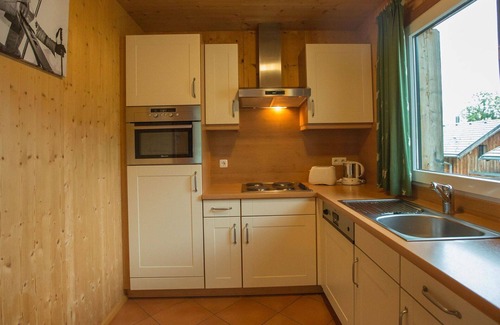 Annaberg im Lammertal House | Beautiful apartment in villa for 8 people with pool, WIFI, TV, terrace and pets allowed