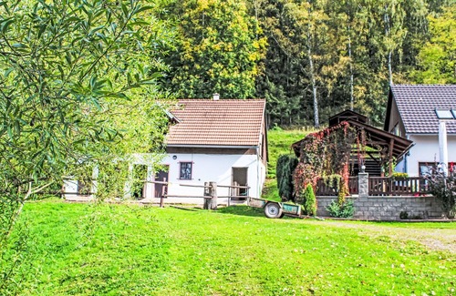 Ceska Metuje House | Beautiful private villa for 8 people with WIFI, pool, TV, patio, pets allowed and panoramic view
