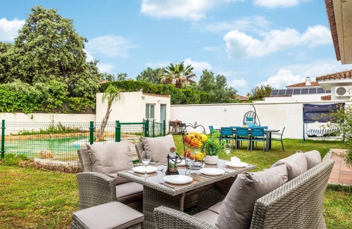 Bollullos de la Mitacion House | Beautiful home in Bollullos de la Mitaci