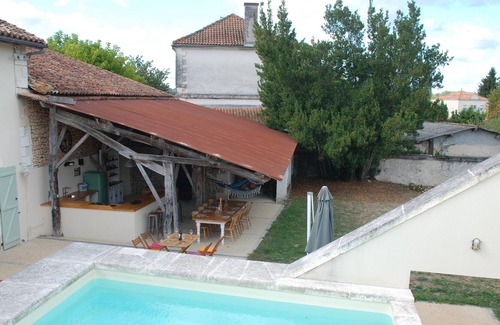 Champagne-et-Fontaine Other | Beautiful Farmhouse with swimming pool in the Dordogne