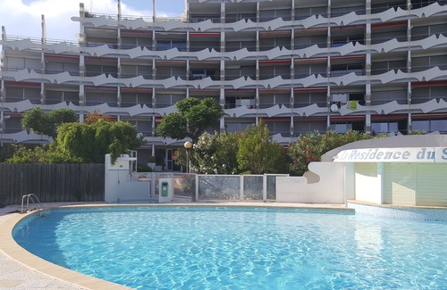 Villeneuve-les-Avignon Apartment | Beautiful T2 cab GRANDE MOTTE Sunset Res Du Soleil