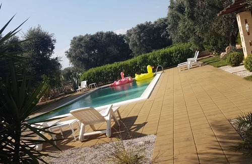 Francavilla Fontana Villa | Beautiful Villa & Fabulous Pool with stunning gardens in Francavilla Fontana