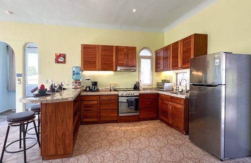 Puerto Morelos Apartment | Beautiful 1 bd, Tree Top breeze and vistas, in town, only 5 min to the beach