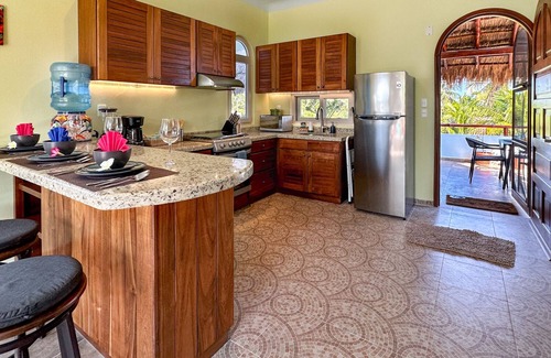 Puerto Morelos Apartment | Beautiful 1 bd, Tree Top breeze and vistas, in town, only 5 min to the beach