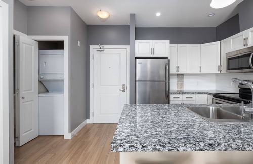 Central Okanagan Condo | Beautiful 1 bedroom Condo in the Copper Sky Resort