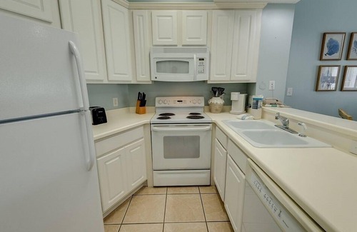 Orange Beach Condo | Beautiful 1 Bedroom 1 1/2 Bath in Orange Beach.
