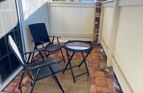 Thousand Oaks House | Beautiful 1 bedroom home that is perfect for your So Cal stay!