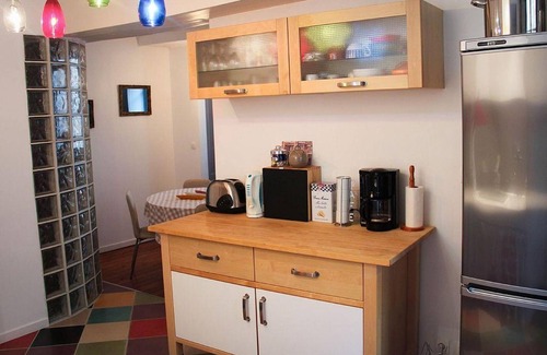 Granville Apartment | Beautiful 1 bedroom apartment in the historic district of Granville