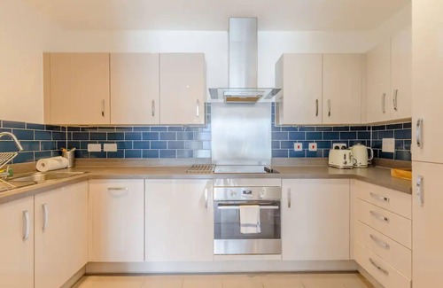 Haggerston Apartment | Beautiful 1 Bedroom Flat in Historic Hackney