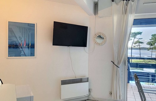 Soustons Apartment | Beautiful 1-BR + mezzanine flat by the lake