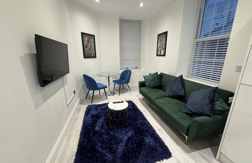 Walton on the Naze Apartment | Beautiful 1-Bed Apartment in Walton on the Naze