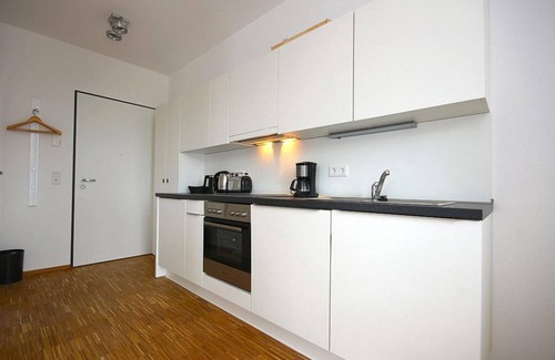 Horum Apartment | Beautiful 1-room apartment with west-facing terrace - only 100 m to the island beach!