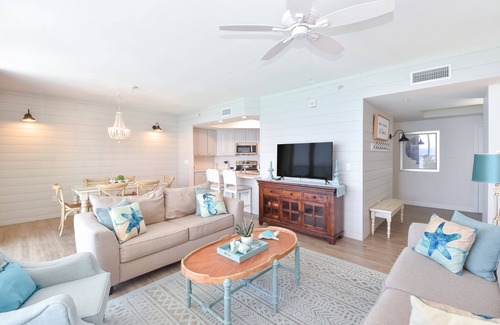 Destin Condo | Beautiful 14th Floor 3BR Condo at Destin's Silver Beach Towers