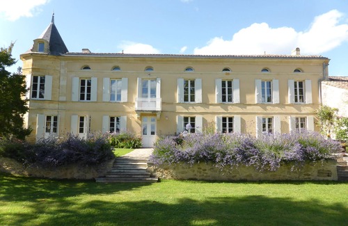 Sainte-Colombe House | Beautiful 17th Century Chateau near St Emilion, Bordeaux area.