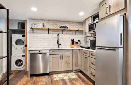 Sloan Lake Apartment | Beautiful 1890 victorian garden unit in the heart of Denver