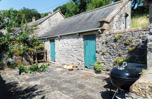 Millers Dale House | Beautiful 18th Century Farmhouse in the Heart of the Peak District