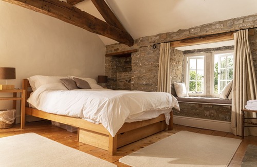 Millers Dale Other | Beautiful 18th Century Limestone Farmhouse In The Peak National Park