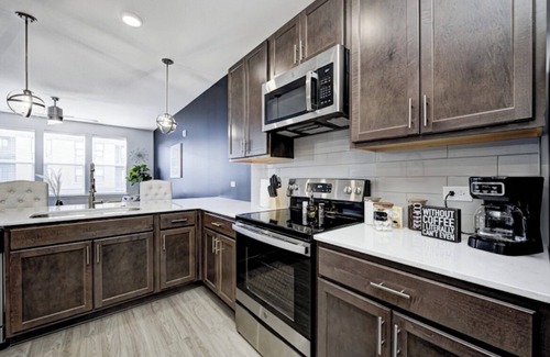 Fishers Apartment | BEAUTIFUL 1BDR APARTMENT W/KING BED