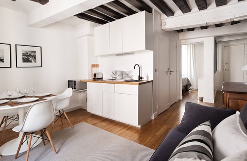 Quartier de la Monnaie Apartment | Beautiful 1bdr apartment, 6th arr. steps away from Notre Dame