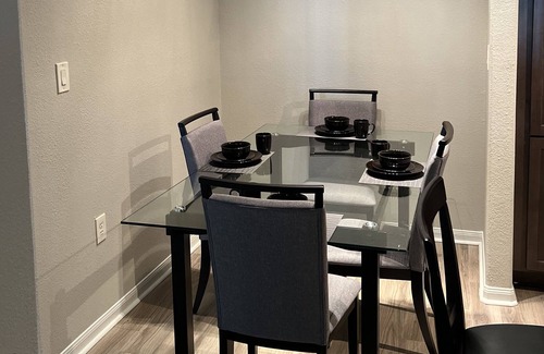 George Bush Park/Eldridge Apartment | Beautiful 1Bdrm Midtown Houston Tx