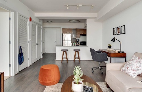 McLean Apartment | Beautiful 1BR Apartment in Mc Lean