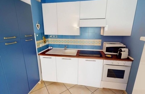 Old Town Apartment | Beautiful 1BR downtown Menton with terrace, AC, Wi-Fi