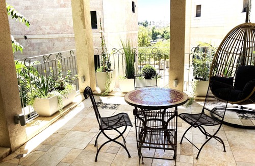 Nahalat Shiv'a Apartment | ✦Beautiful 2 BDR ✦2 bath ✦balcony ✦ near Mamilla✦