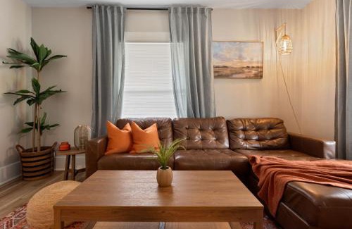 Wichita House | Beautiful 2 Bed 1 Bath home near College Hill