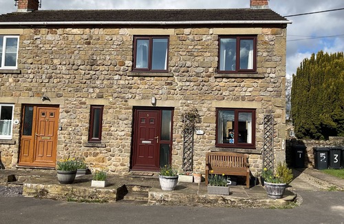 Grewelthorpe Cottage | Beautiful 2-Bed Cottage in Grewelthorpe , Masham