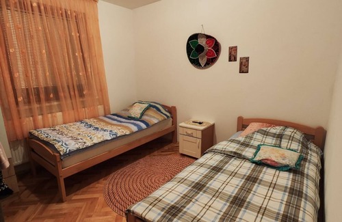 Sarajevo House | Beautiful 2-bed House in Rakovica