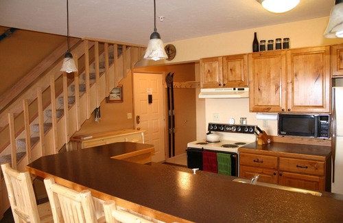 Whitefish Condo | Beautiful 2 bed + loft - Ski in/Ski out Condo Whitefish Mountain Resort