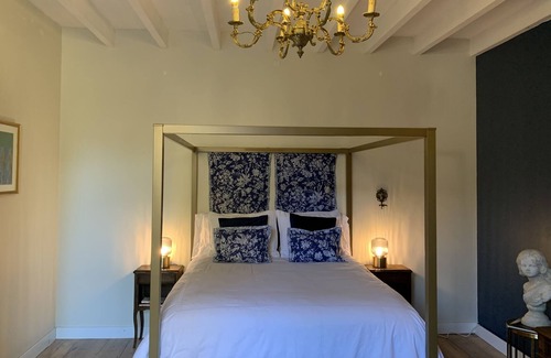 Mauprevoir Cottage | Beautiful 2-Bed Manor House Gite in Mauprévoir