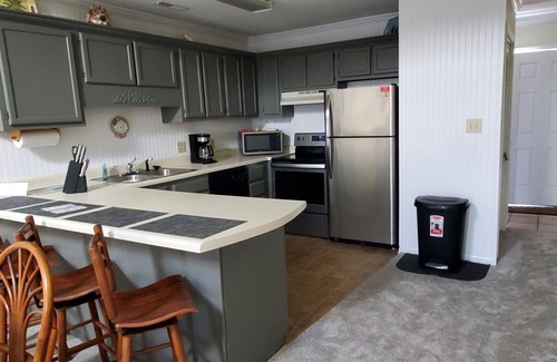 Surfside Beach Condo | Beautiful 2 Bedroom, 2 Bath Ocean View Condo in Surfside Beach