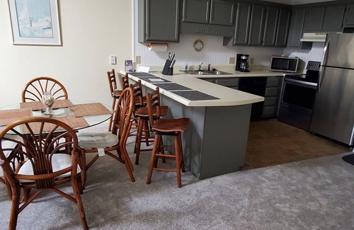 Surfside Beach Condo | Beautiful 2 Bedroom, 2 Bath Ocean View Condo in Surfside Beach