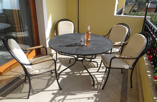 Eze Apartment | Beautiful 2 Bedroom Apartment overlooking Eze Village and the Cote d'Azur