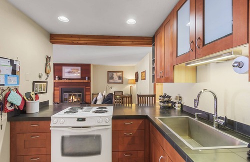 Wildernest Condo | Beautiful 2 Bedroom Condo with amazing amenities and hiking right at your door!