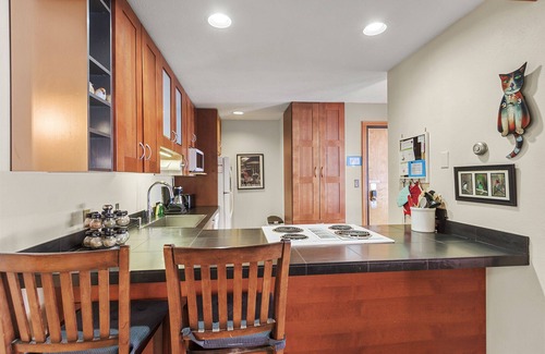 Wildernest Condo | Beautiful 2 Bedroom Condo with amazing amenities and hiking right at your door!