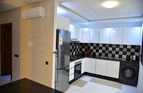 La Ville Haute Apartment | Beautiful 2-bedroom apartment in Center Ville of Kenitra With AC & Free Parking