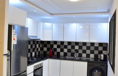 La Ville Haute Apartment | Beautiful 2-bedroom apartment in Center Ville of Kenitra With AC & Free Parking